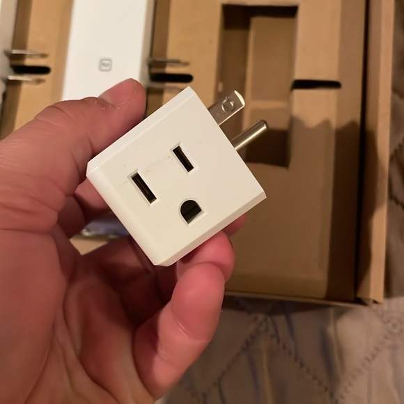 Wireless Remote Outlets (3 pack) - Picture 4 of 7